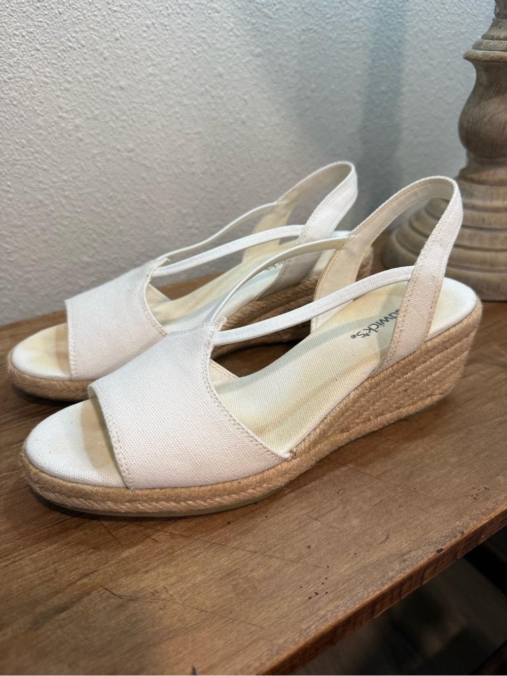 Chadwick’s White Canvas Espadrille Wedge Sandals Size 8 M Slingback Summer